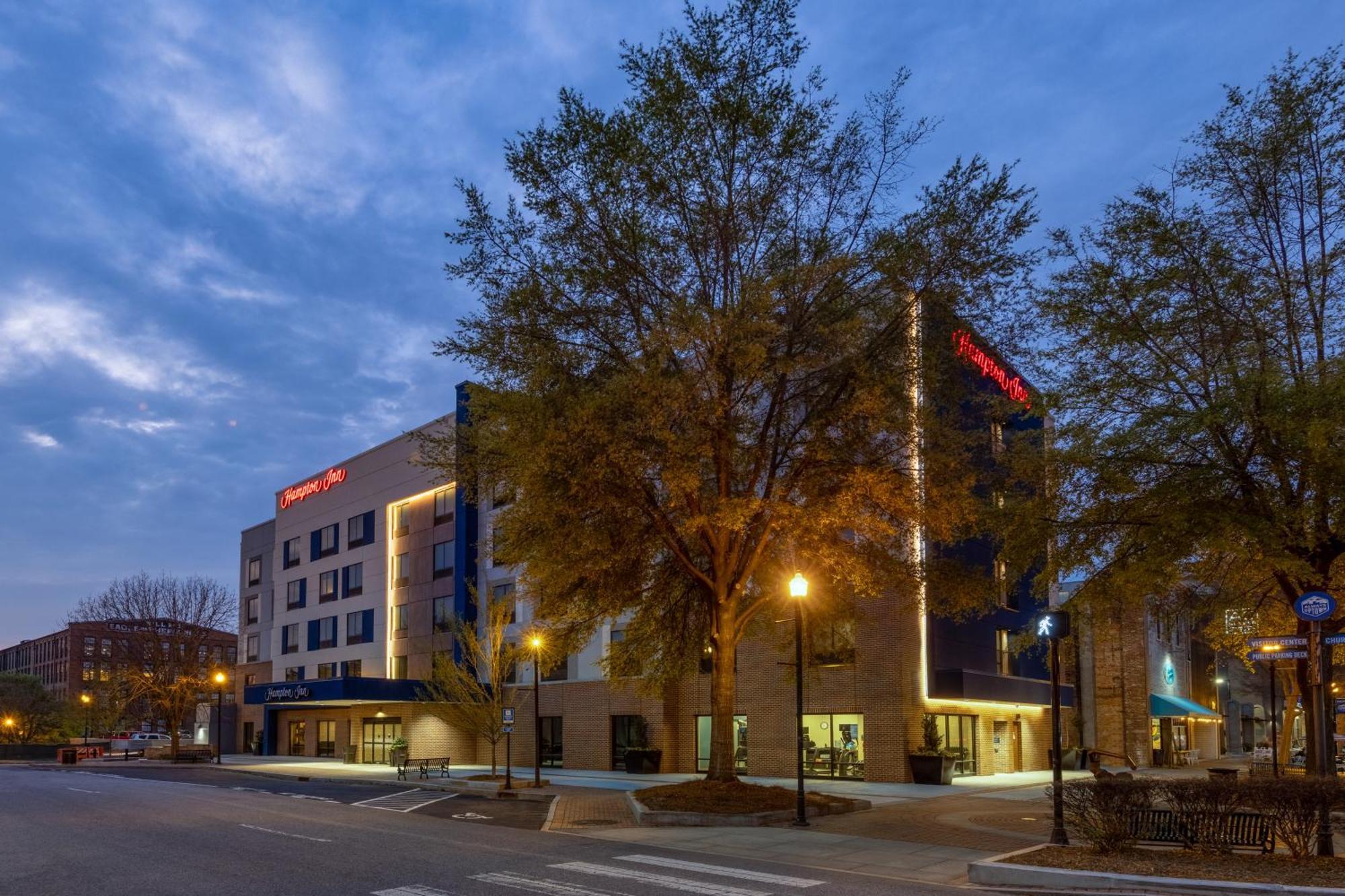 Hampton Inn Columbus Downtown, Ga Екстер'єр фото