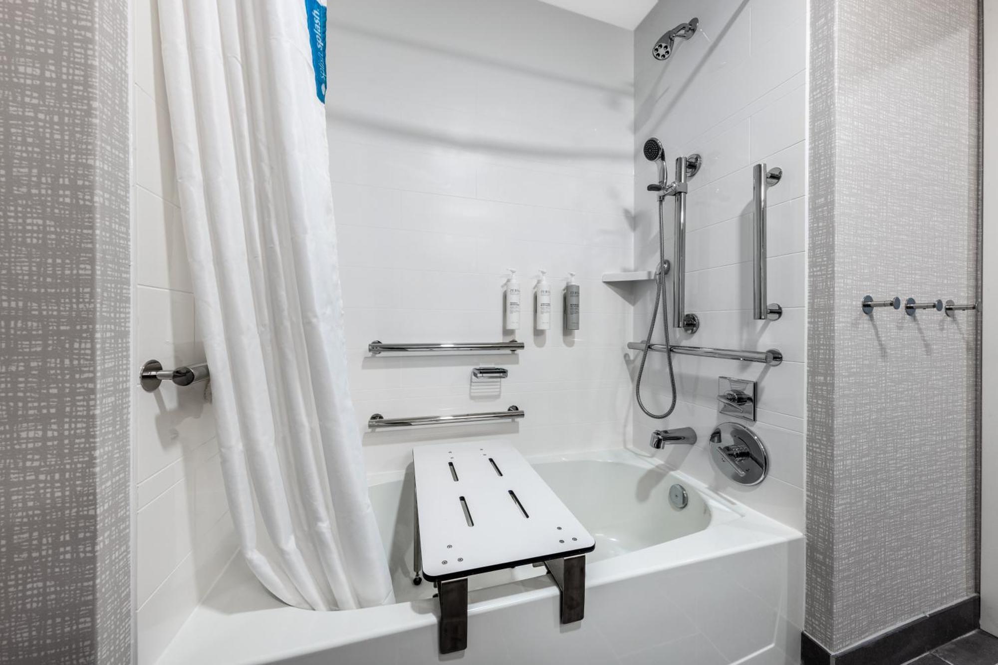 Hampton Inn Columbus Downtown, Ga Екстер'єр фото